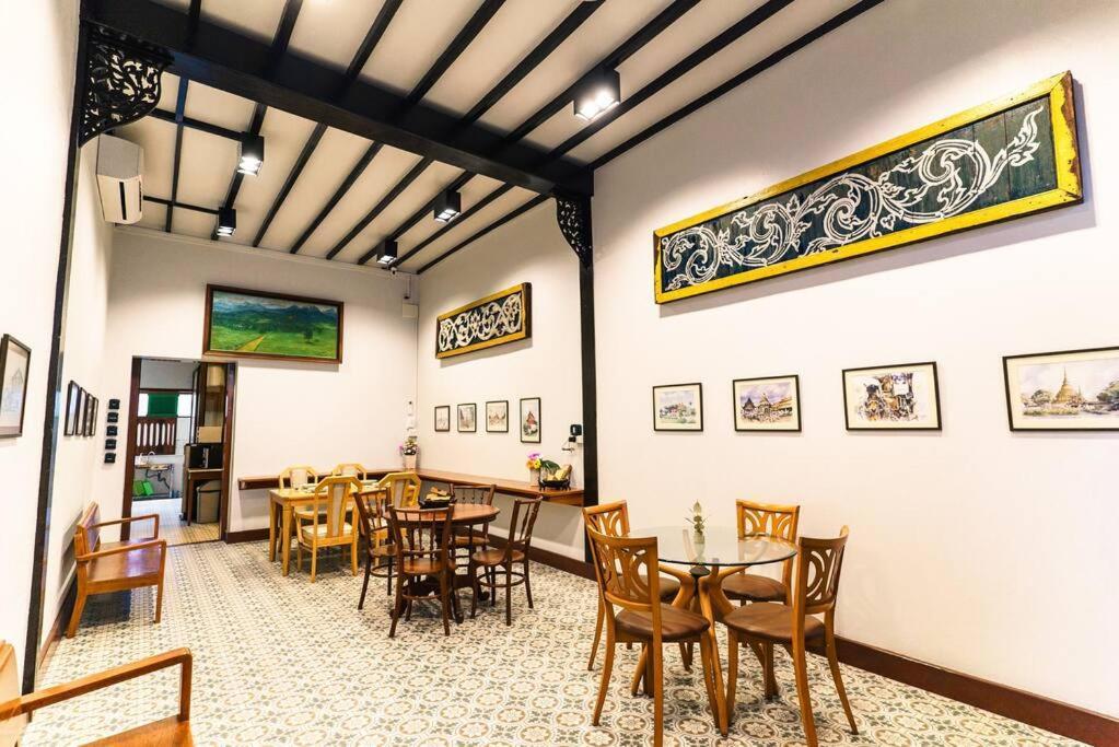 Solo - Fong Lee Cc Lampang Walking Street Apartment ภายนอก รูปภาพ